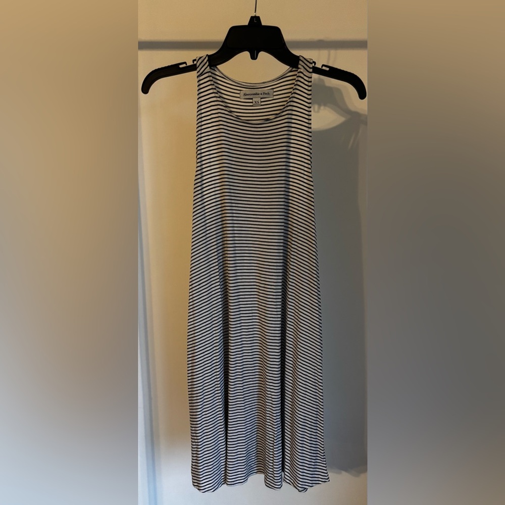 Abercrombie & Fitch Black and White Racerback casual sleeveless summer dress XS